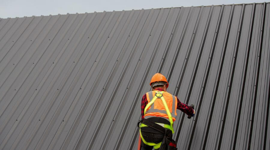 Professional residential roofers in Julian, NE